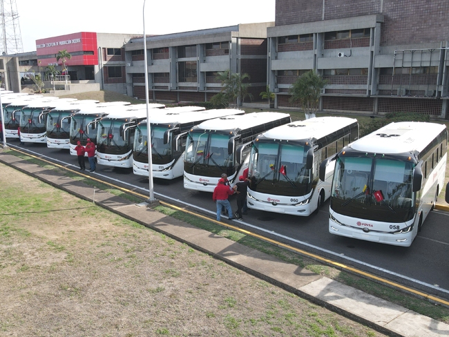 PDVSA entrega flota de transporte en la Región Oriente